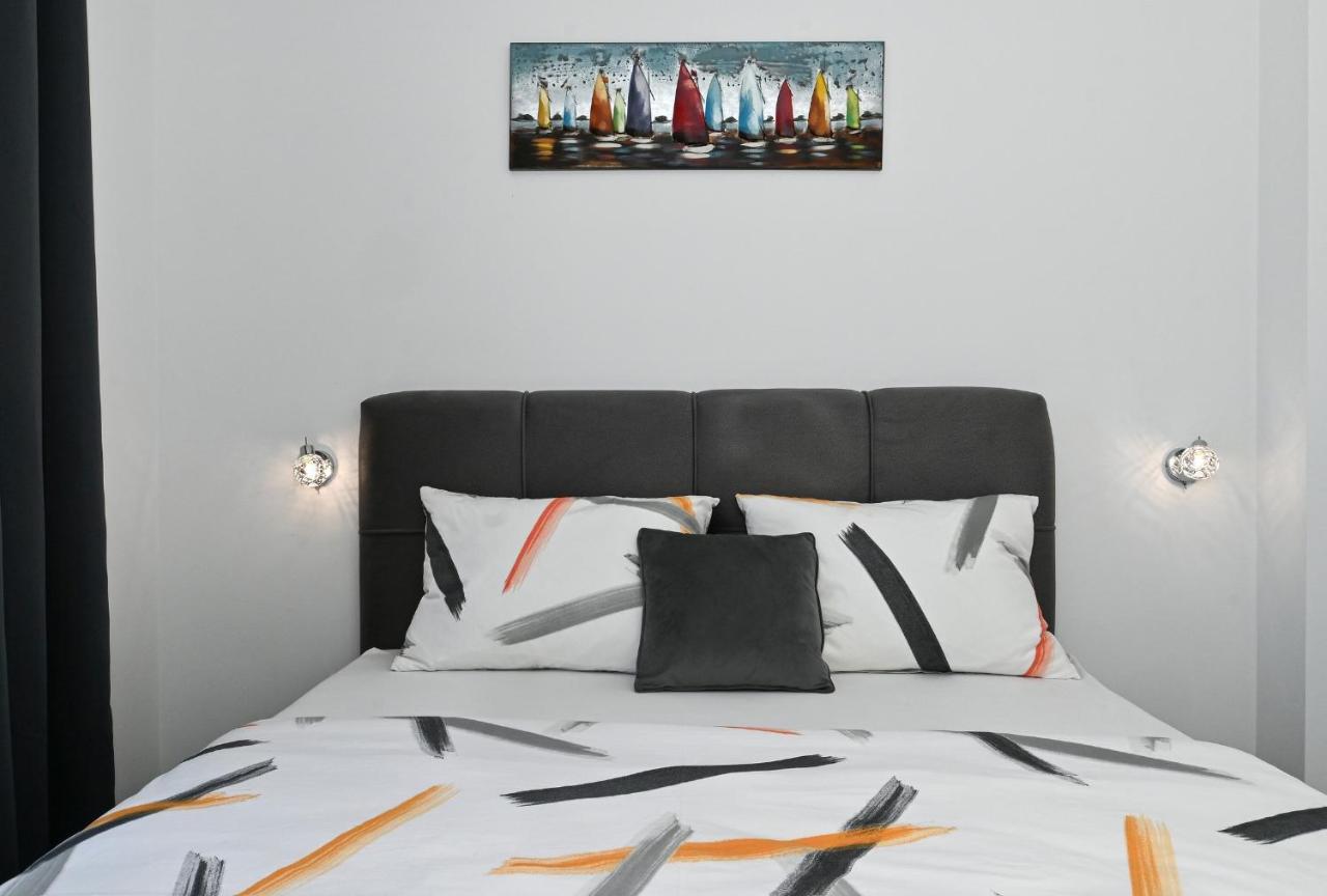 Luxury Apartment White Crystal Kaštela エクステリア 写真