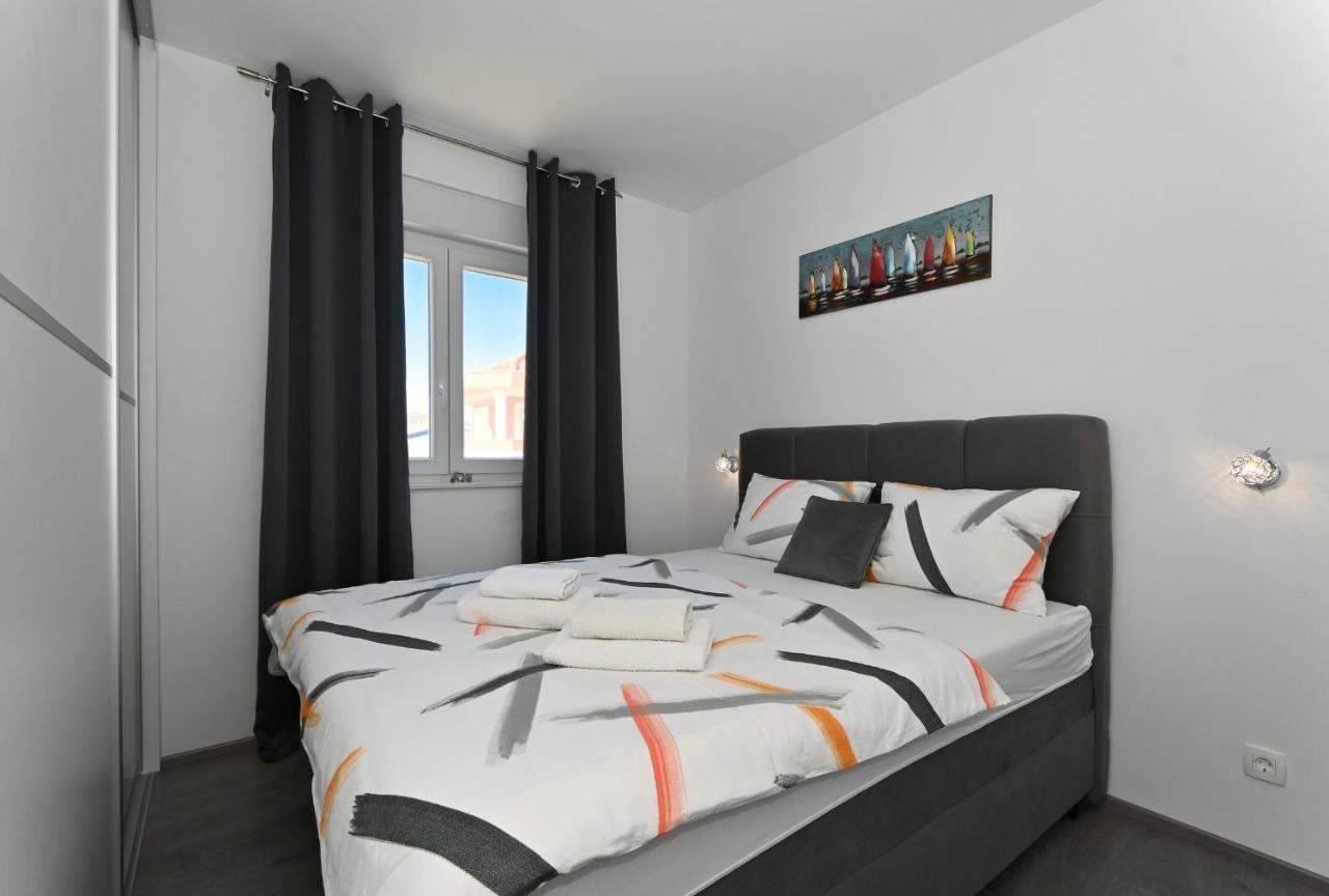 Luxury Apartment White Crystal Kaštela エクステリア 写真